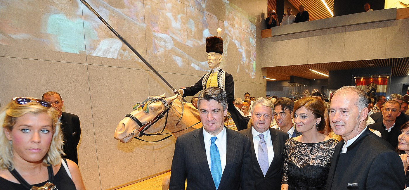 PM Milanovic rejects Serbian PM's proposal regarding shared Remembrance Day